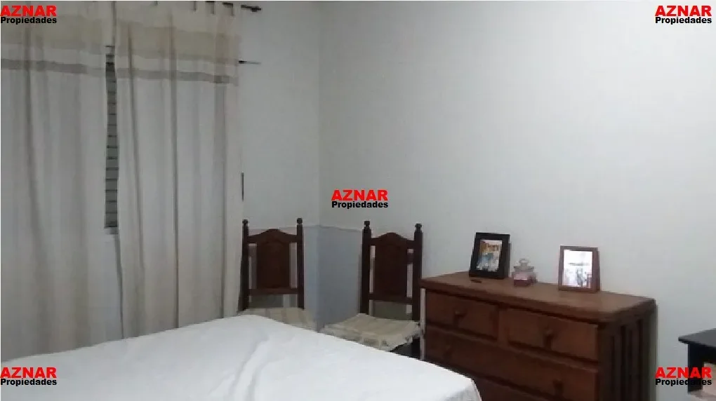Casa en venta en Avellaneda N° 647  e/ Quenard y A. M. de Justo
