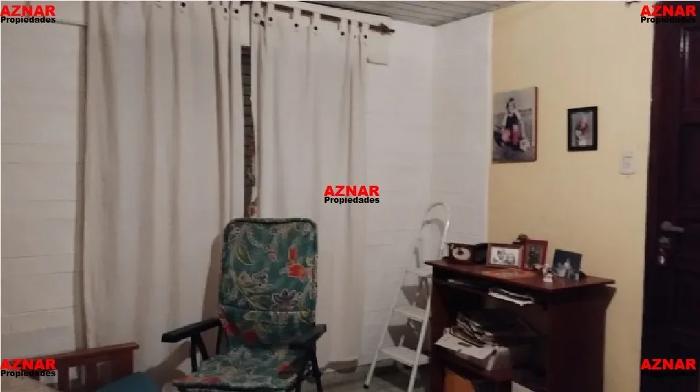 Casa en venta en Avellaneda N° 647  e/ Quenard y A. M. de Justo