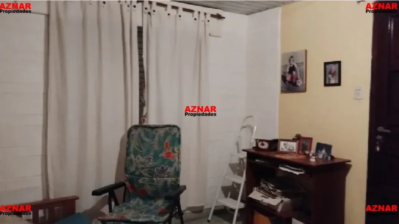 Casa en venta en Avellaneda N° 647  e/ Quenard y A. M. de Justo