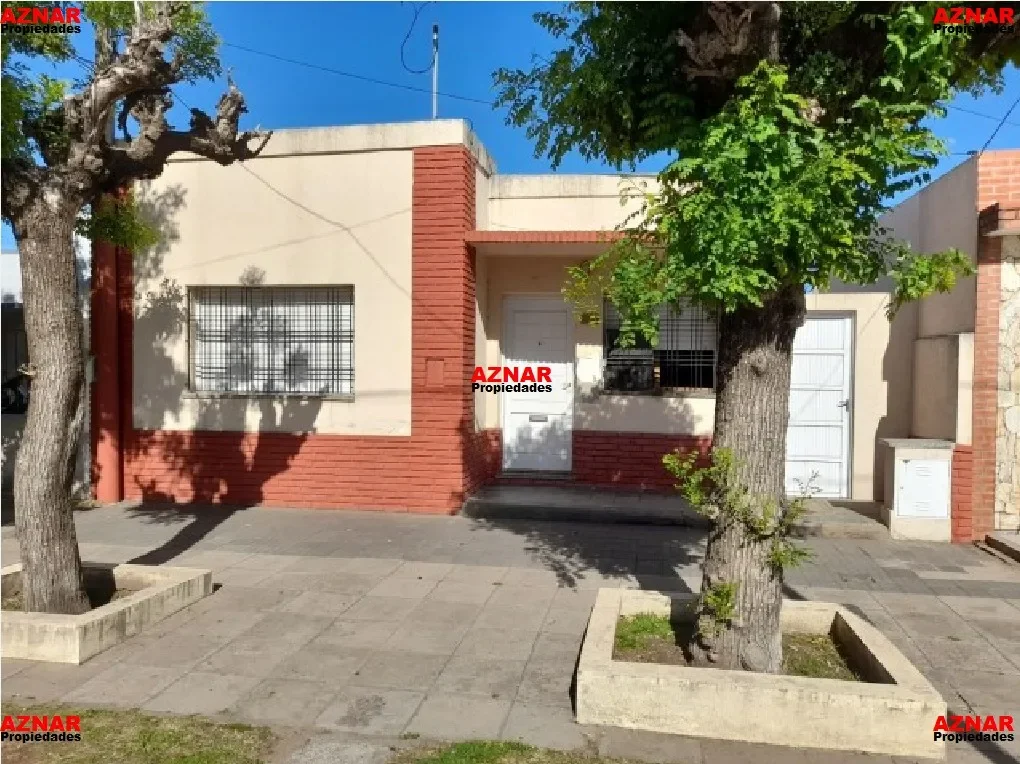 Casa en venta en El Pampero N° 448  e/ Avellaneda y Alem
