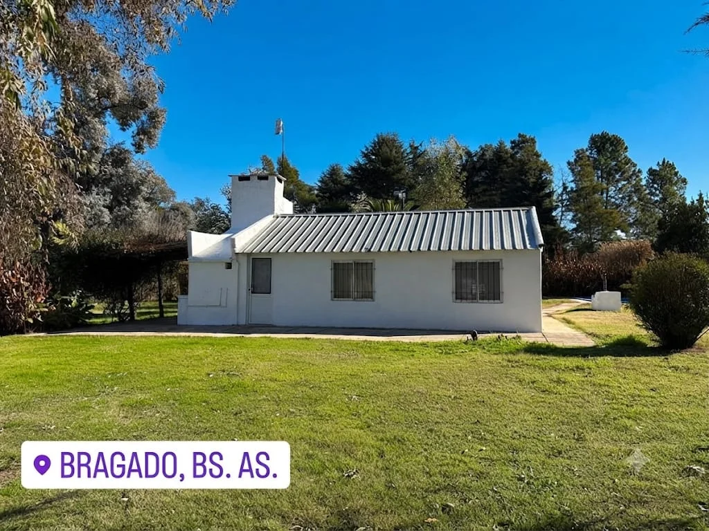 EN ALQUILER, QUINTA UBICADA A METROS DE RUTA 46. (A 100mts de la baja de Chacras de Bragado)