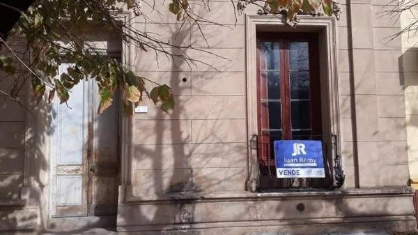 CASA ANTIGUA EN VENTA