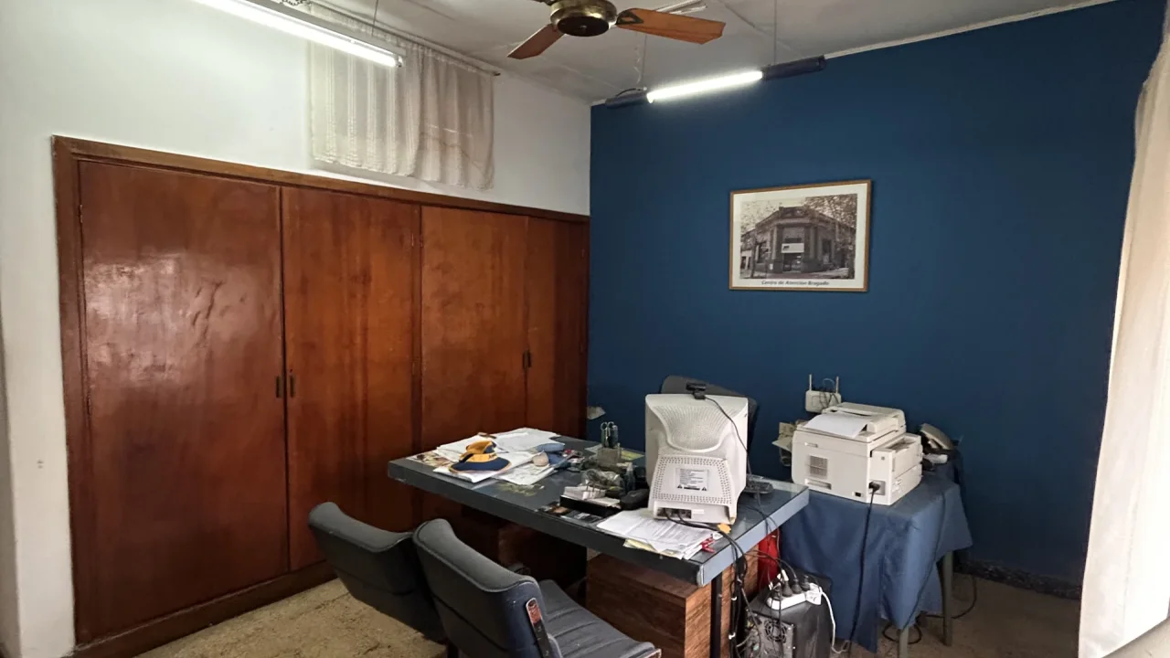 Casa + Galpon En Venta