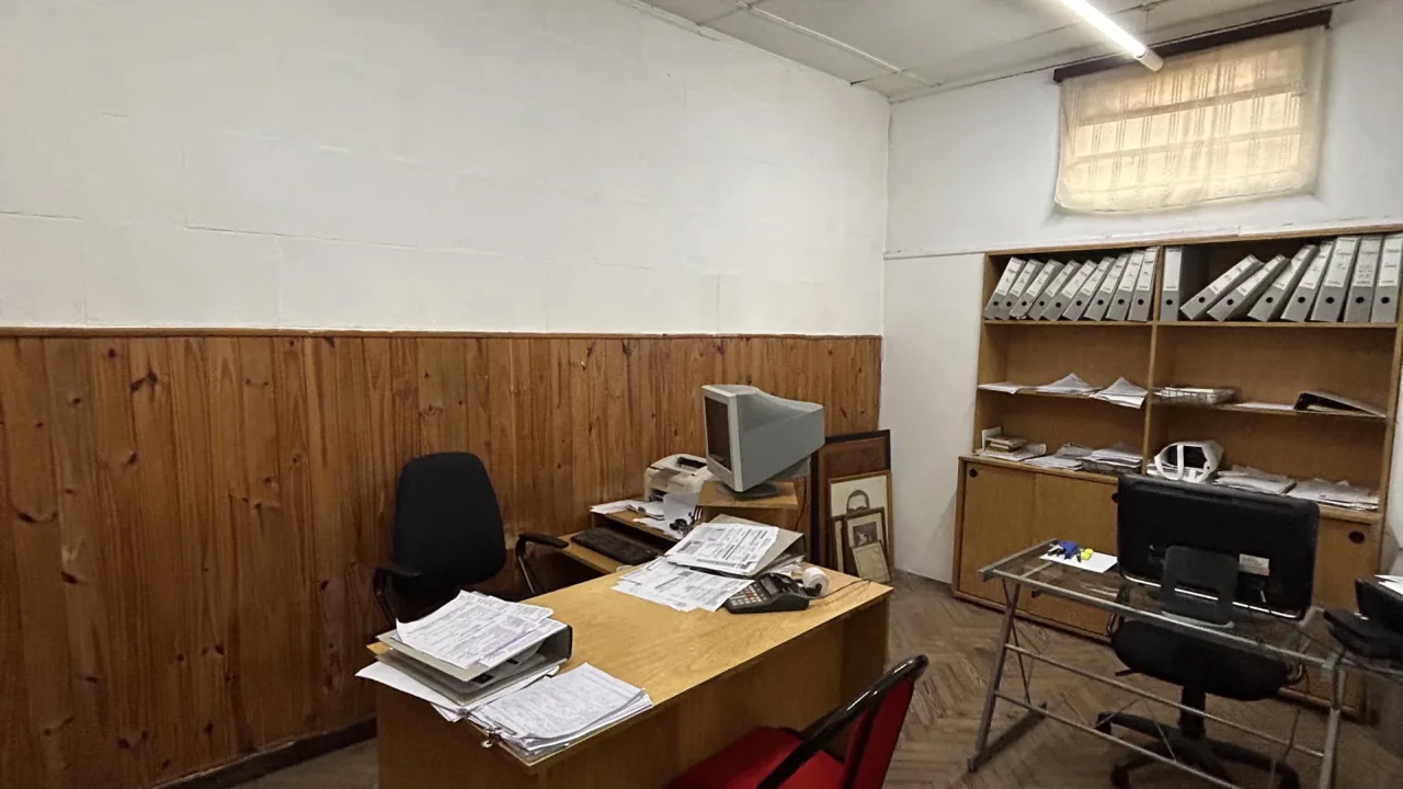 Casa + Galpon En Venta