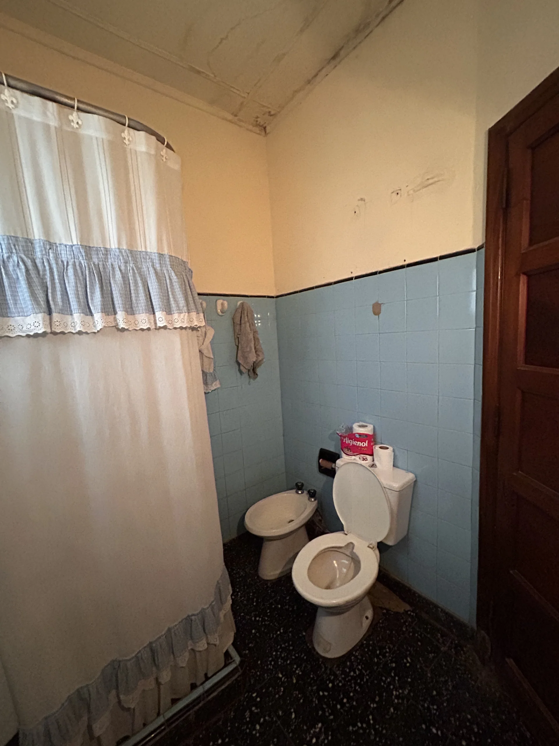 Casa + Galpon En Venta