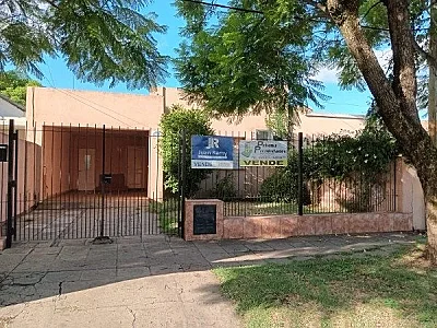 CASA EN VENTA TUCUMAN AL 1800