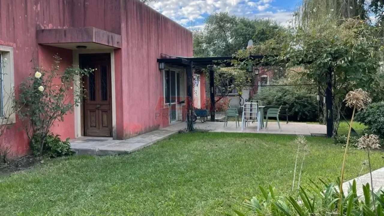 Quinta en venta en  Dorrego Nº 602 e/ Quenard y El Pampero