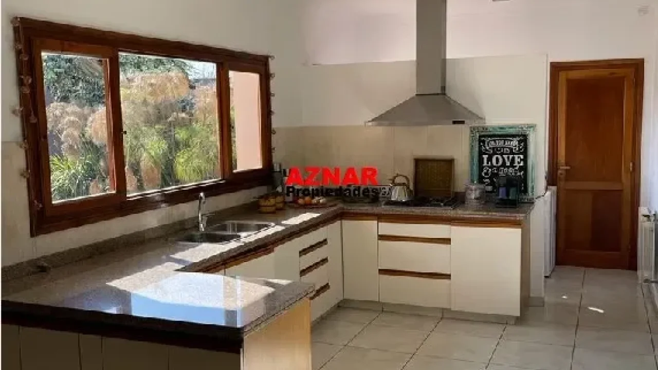 Casa en venta en Catamarca Nº 1644 e/ Suarez y Rauch
