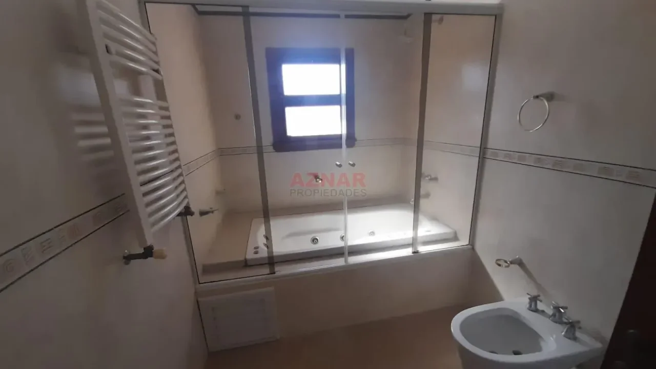 Casa en venta en Catamarca Nº 1644 e/ Suarez y Rauch