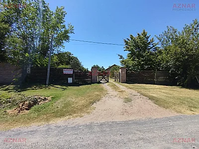 Quinta en venta en Leonetti Nº 1174