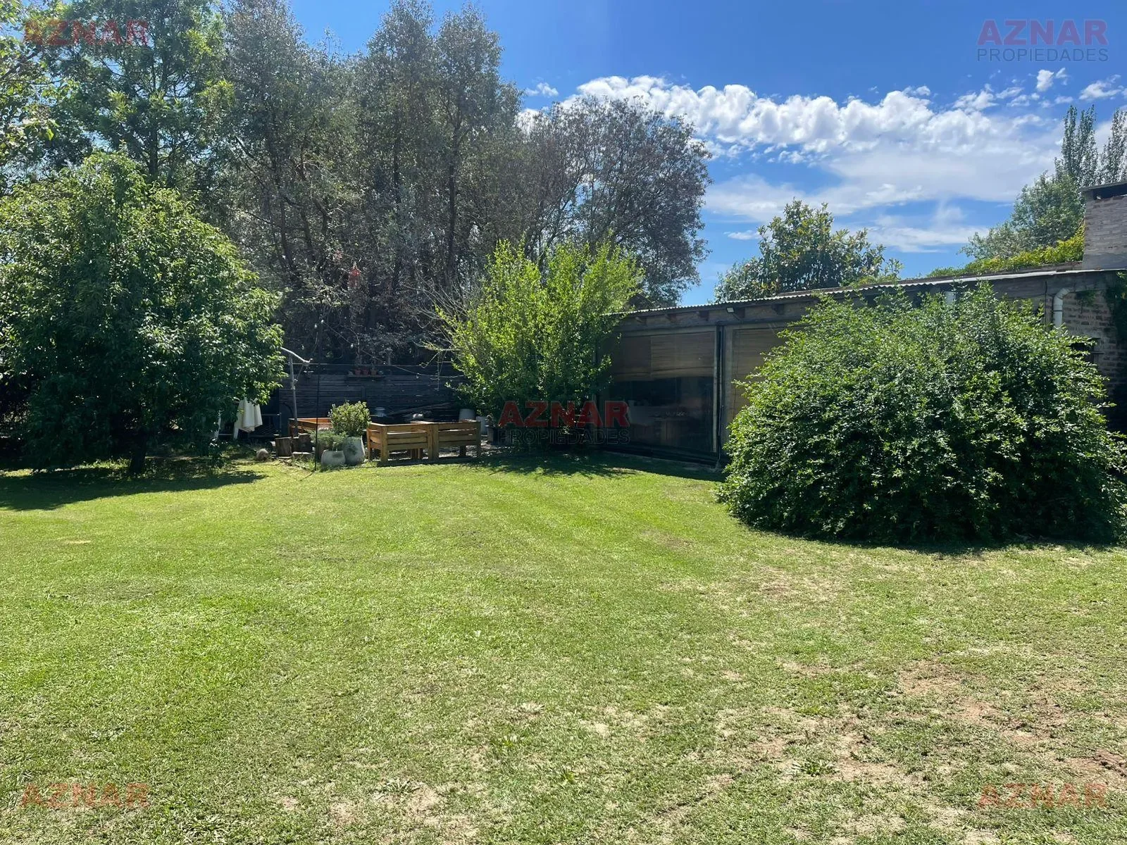 Quinta en venta en Leonetti Nº 1174