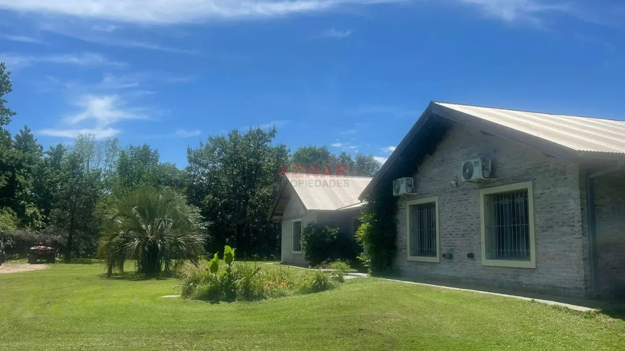 Quinta en venta en Leonetti Nº 1174