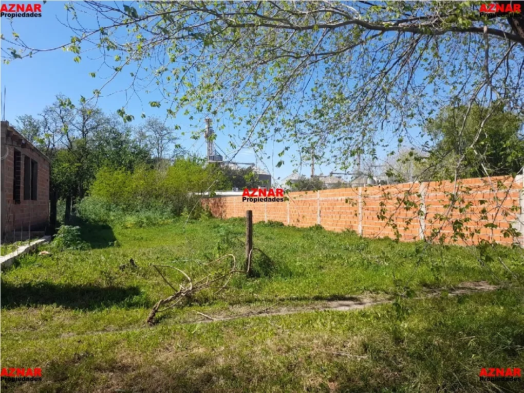 Terreno en venta en Saavedra Nº 1030 e/ C. Gardel y la via