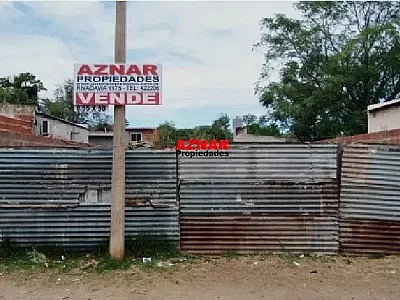 Terreno en venta en San Martín Nº 541 e/ Constantino y Quenard