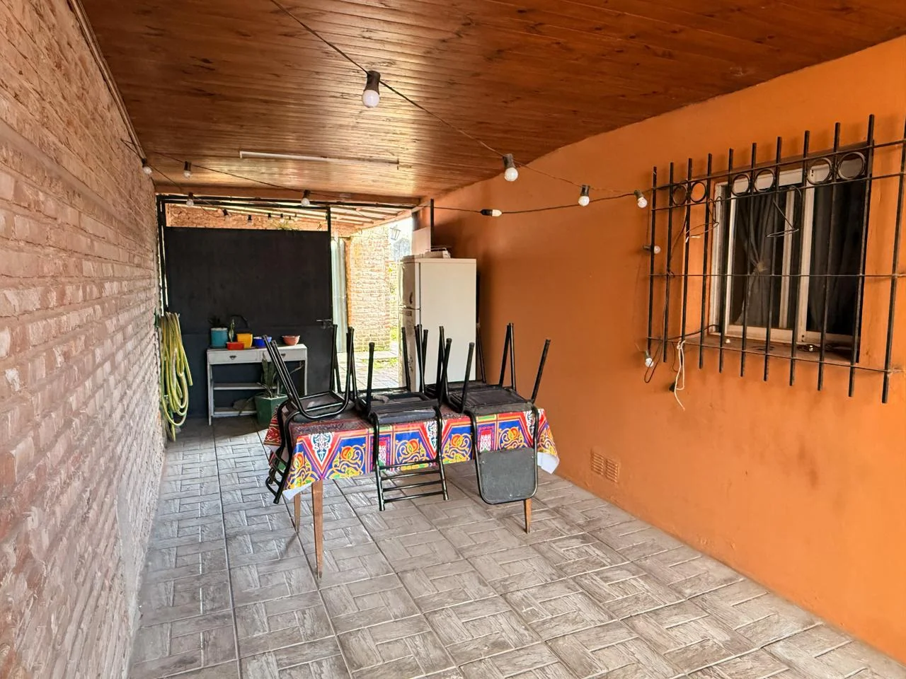 EN VENTA, CASA UBICADA SOBRE CALLE MISIONES