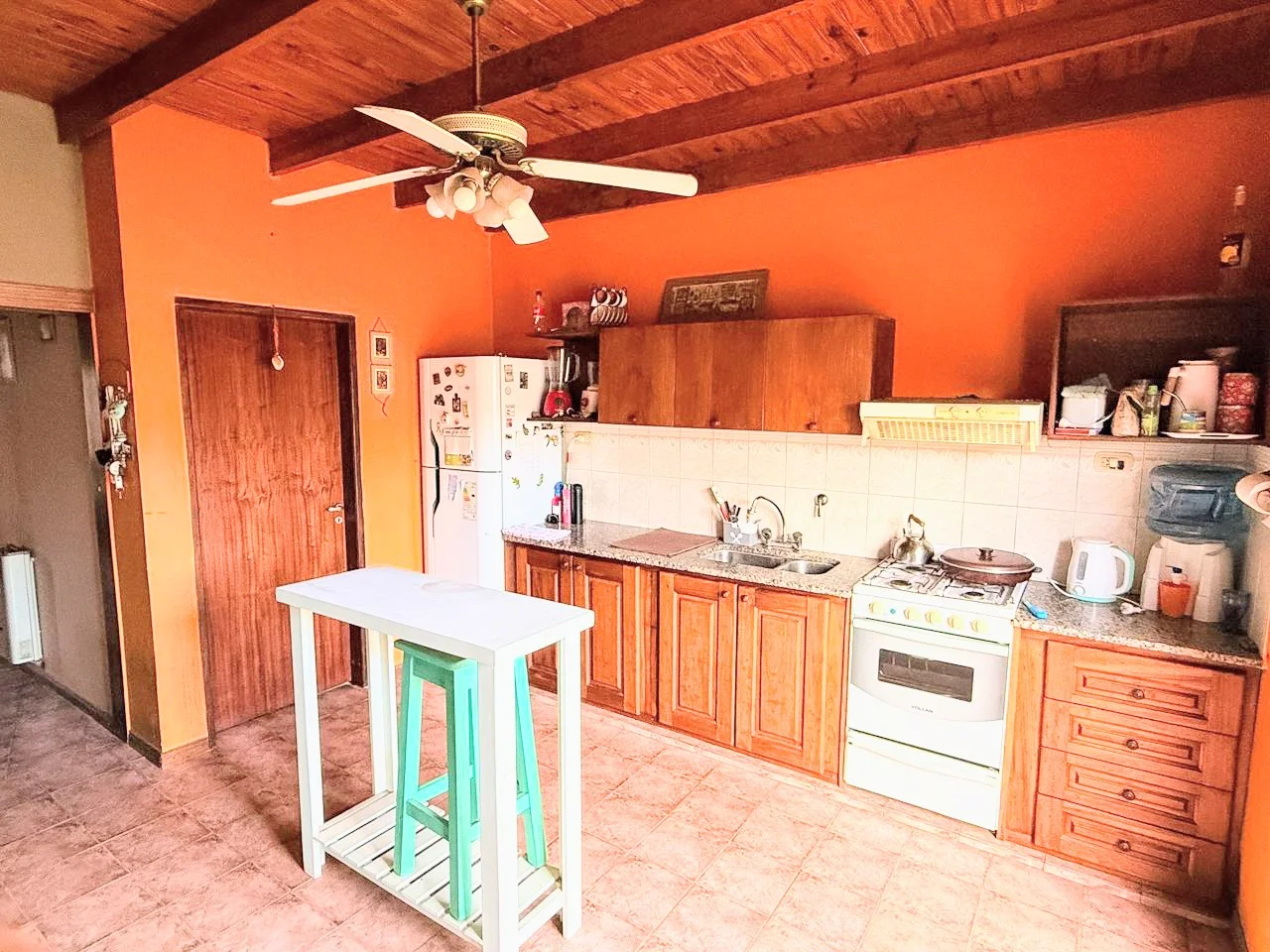 EN VENTA, CASA UBICADA SOBRE CALLE MISIONES