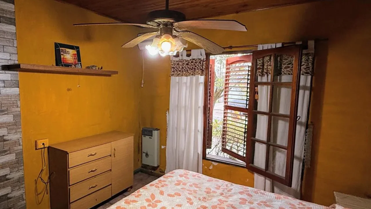 EN VENTA, CASA UBICADA SOBRE CALLE MISIONES
