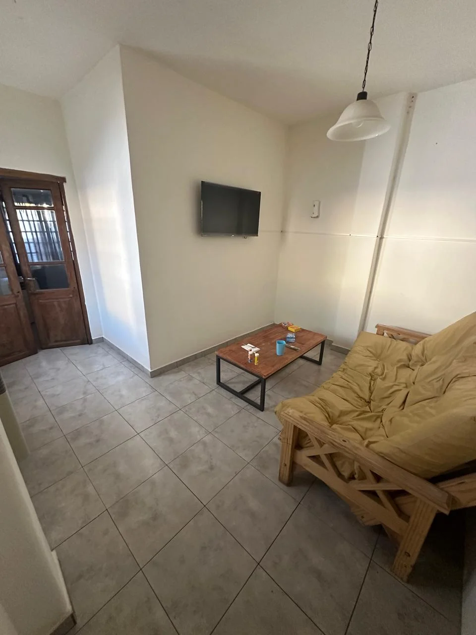 Departamento Calle Germán Vega e/Pellegrini y Rivadavia