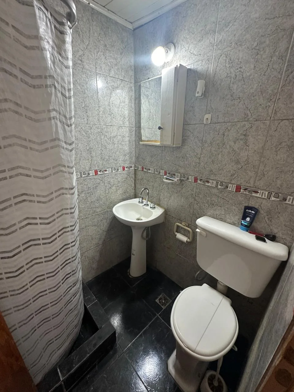Departamento Calle Germán Vega e/Pellegrini y Rivadavia