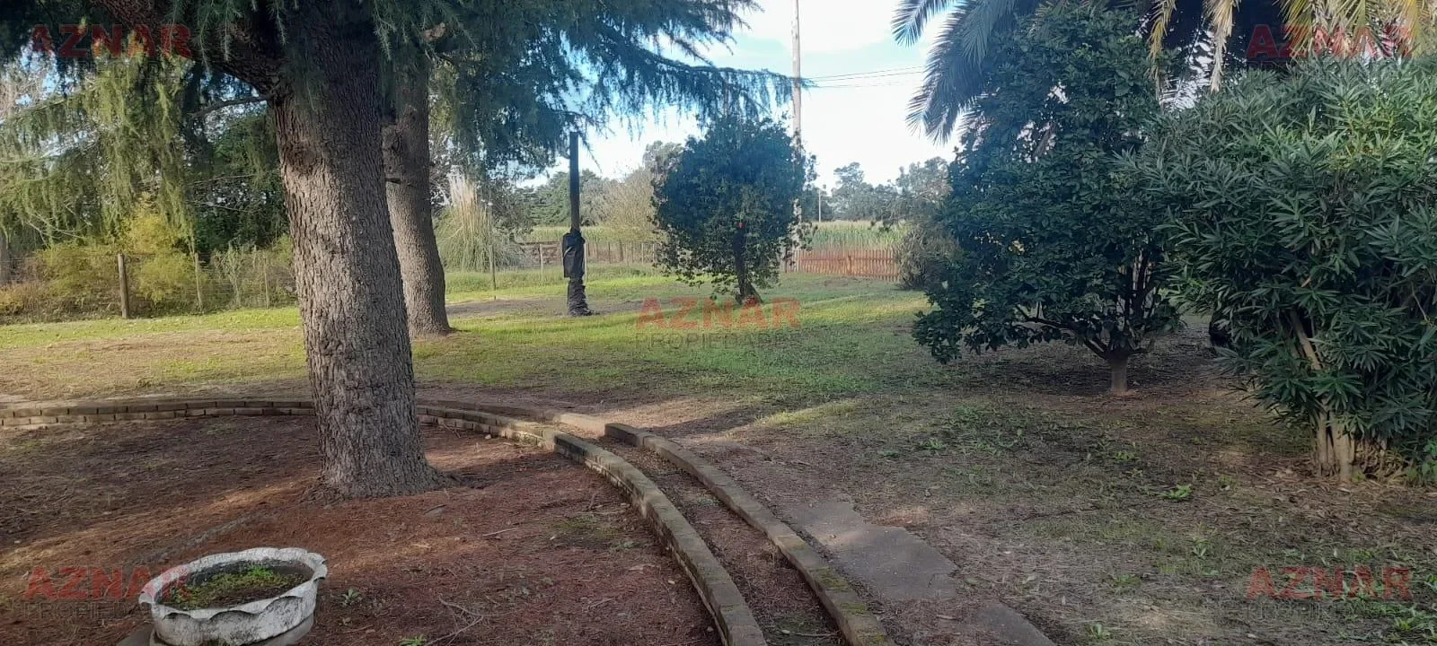 Quinta en venta en calle Los Cedros Nº846