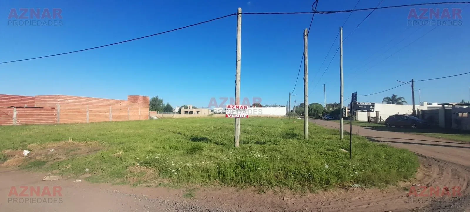 Terreno en Venta en calle Canaro entre Junin Bis y Gagliardi  (B° Las Rosas)