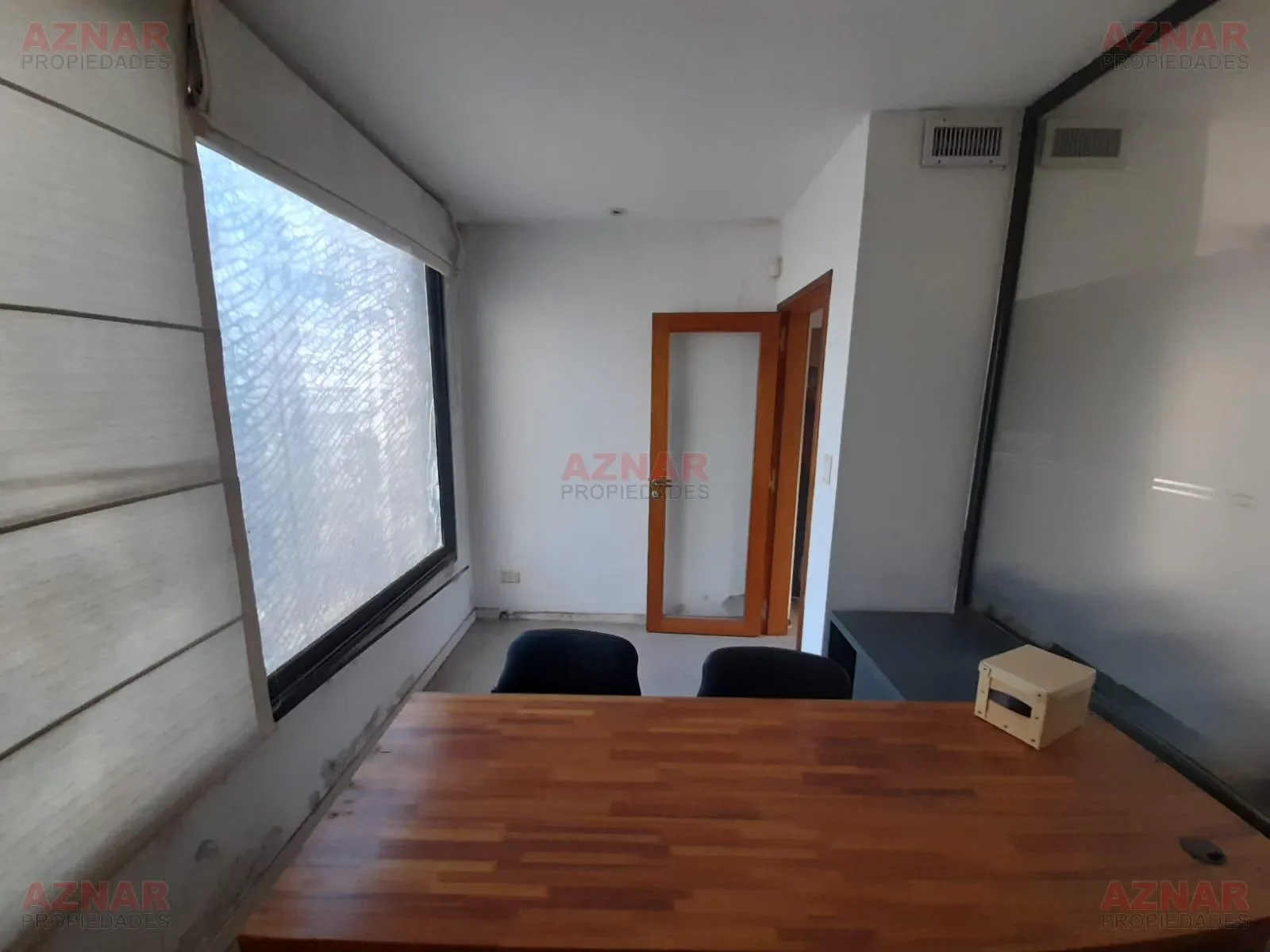 Oficinas comerciales y administrativas en venta en Elizondo Nº 2870