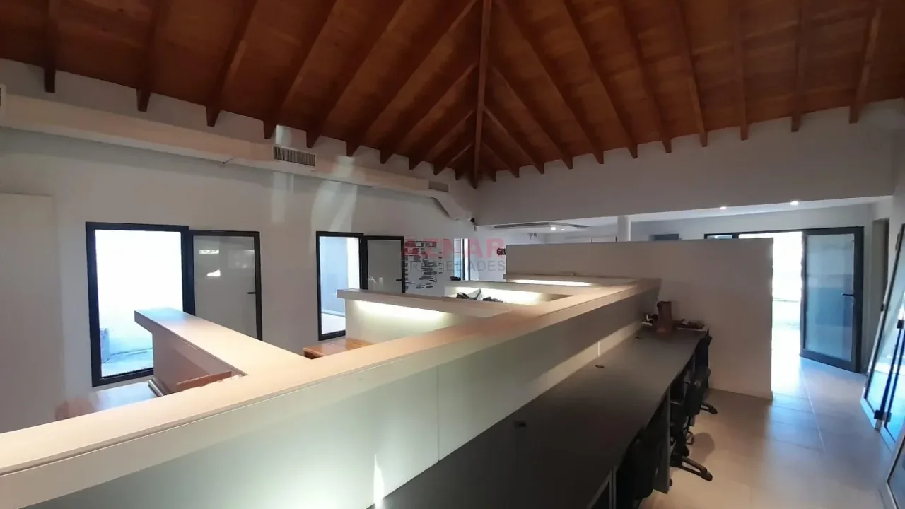 Oficinas comerciales y administrativas en venta en Elizondo Nº 2870