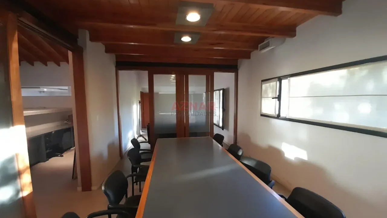 Oficinas comerciales y administrativas en venta en Elizondo Nº 2870
