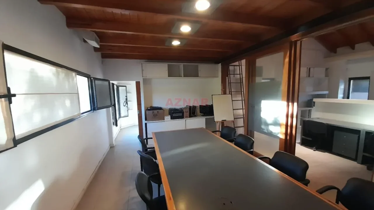 Oficinas comerciales y administrativas en venta en Elizondo Nº 2870