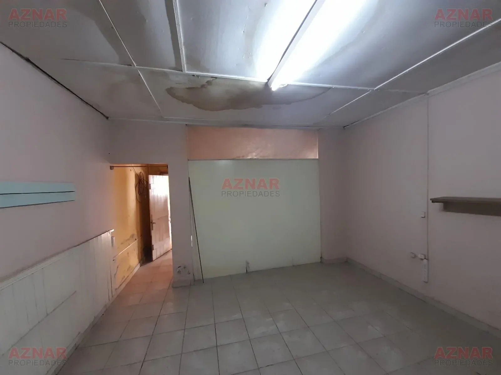 Casa con Local en venta en Avenida Quintana N° 332 e/ J. de Dios Filiberto y Quinquela Martin- Mechita