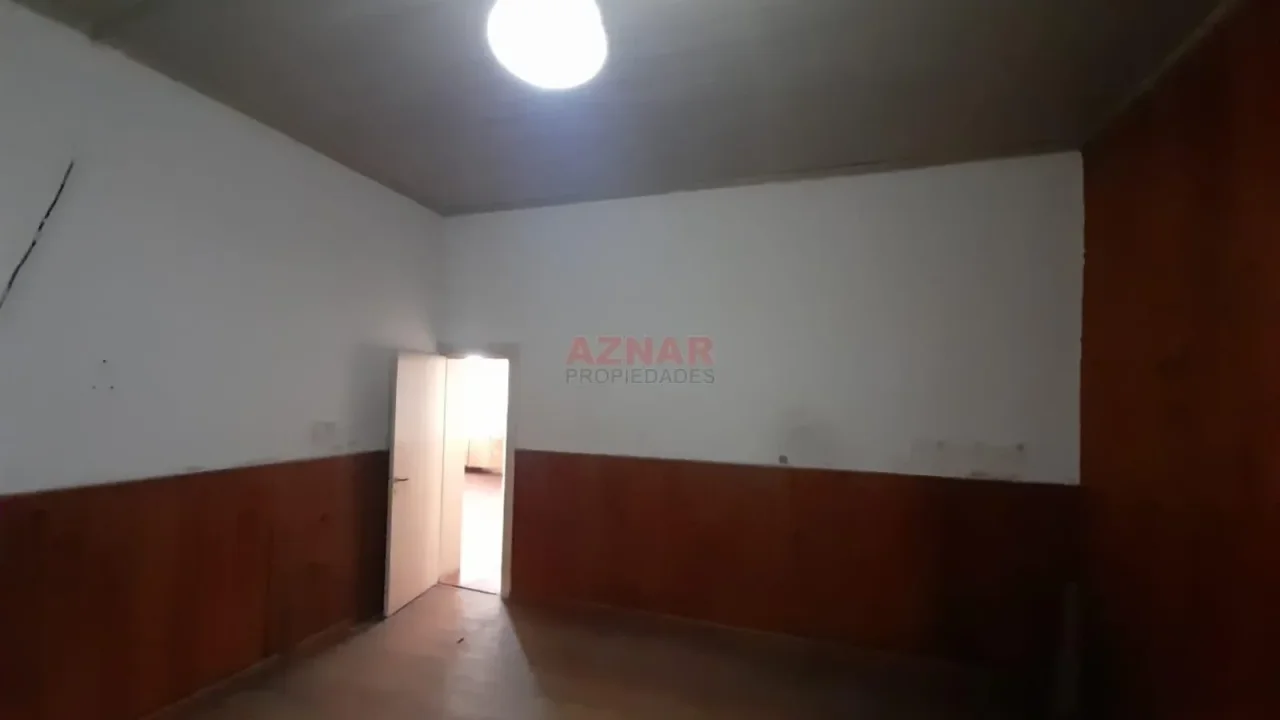 Casa con Local en venta en Avenida Quintana N° 332 e/ J. de Dios Filiberto y Quinquela Martin- Mechita