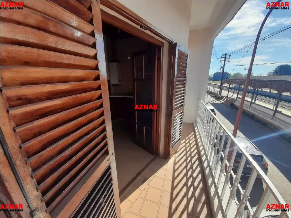 Departamento en venta en calle Aguirre N° 120 E/ Pellegrini y Belgrano