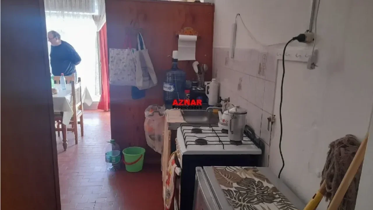 Departamento en venta en calle Aguirre N° 120 e/ Pellegrini y Belgrano