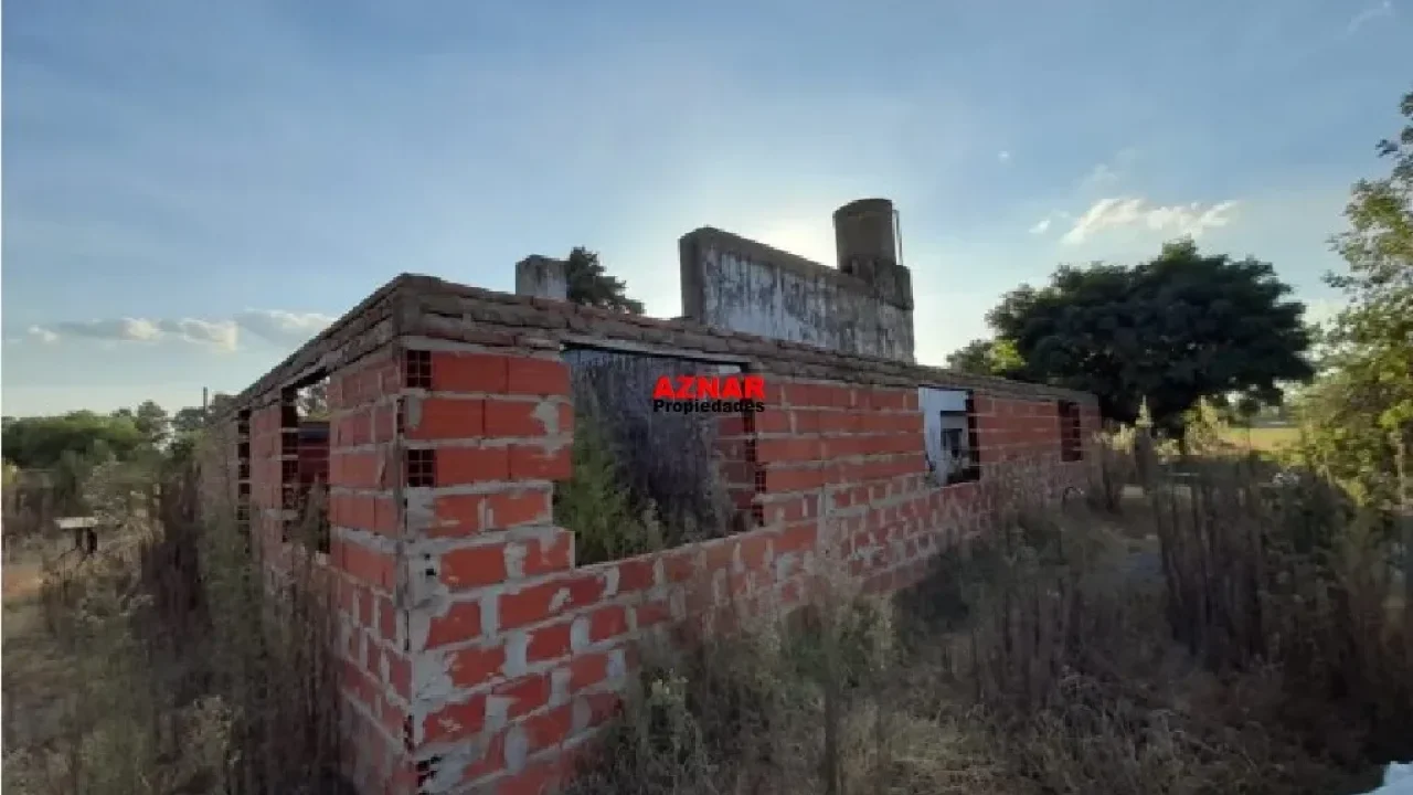Quinta en venta en Calle Santa Fe s/n  e/ Mazza y calle s/n- Comodoro Py - Bragado.