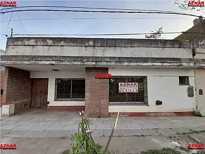 Galpón en venta en Catamarca N° 2223  e/ Ferroviarios Argentinos y Juan Manuel de Rosas