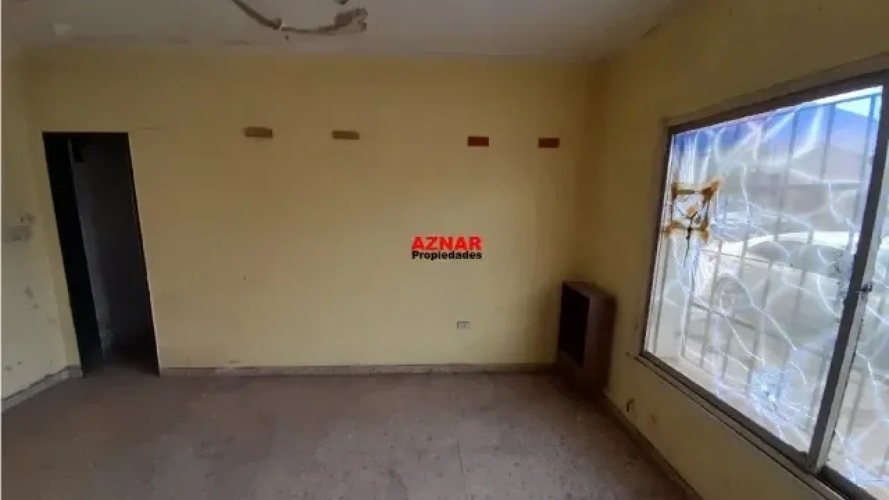 Galpón en venta en Catamarca N° 2223  e/ Ferroviarios Argentinos y Juan Manuel de Rosas