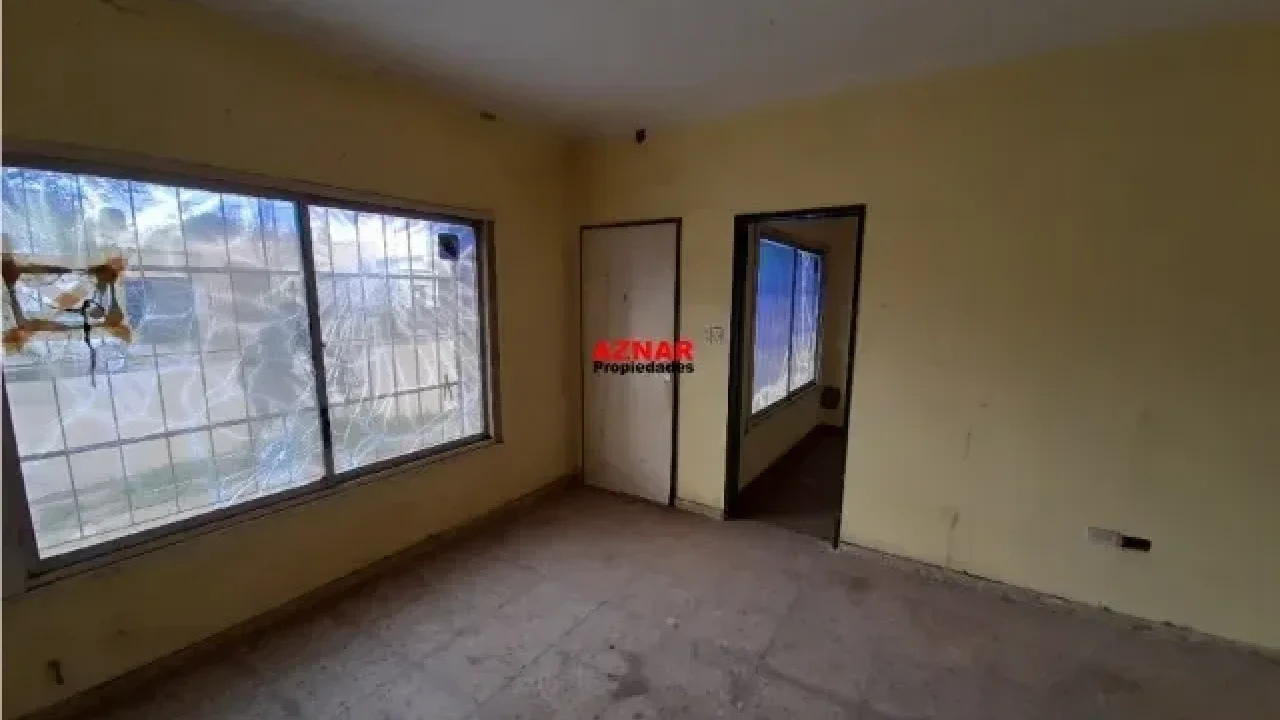 Galpón en venta en Catamarca N° 2223  e/ Ferroviarios Argentinos y Juan Manuel de Rosas