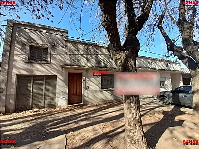 Casa en venta en Núñez N° 542  e/ Avellaneda y Urquiza