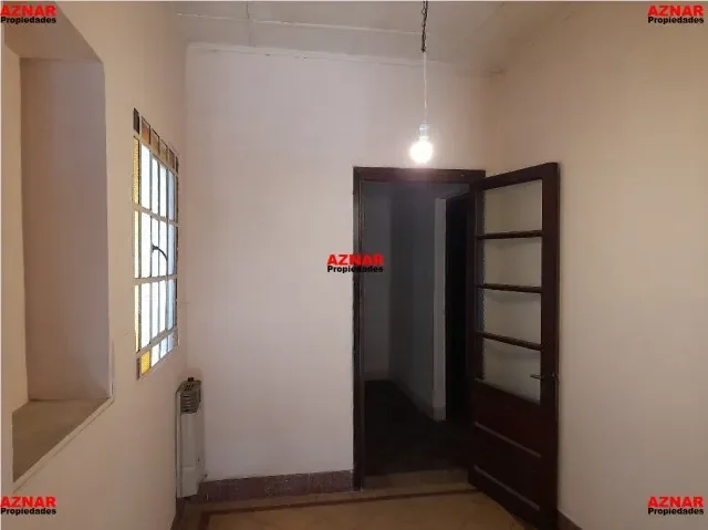 Casa en venta en Núñez N° 542  e/ Avellaneda y Urquiza