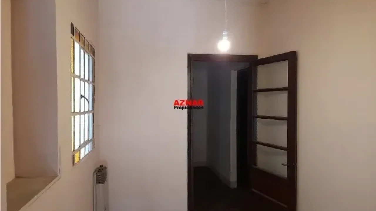Casa en venta en Núñez N° 542  e/ Avellaneda y Urquiza