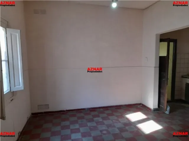 Casa en venta en Núñez N° 542  e/ Avellaneda y Urquiza