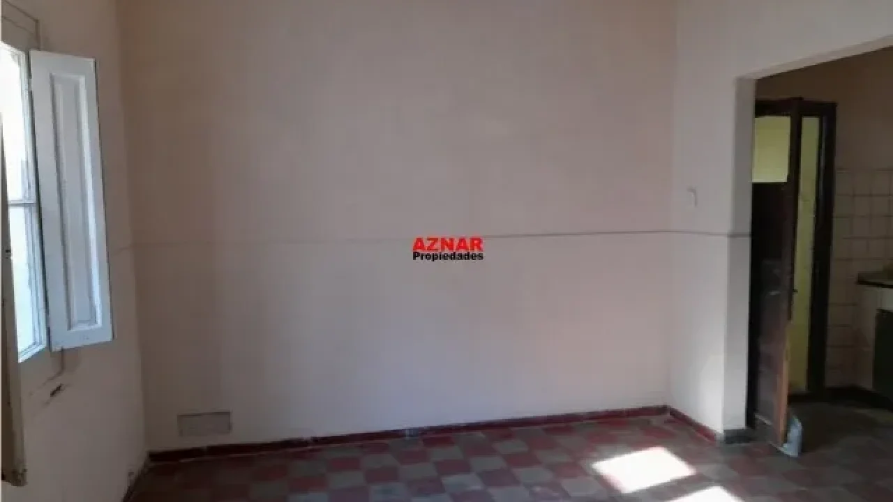 Casa en venta en Núñez N° 542  e/ Avellaneda y Urquiza