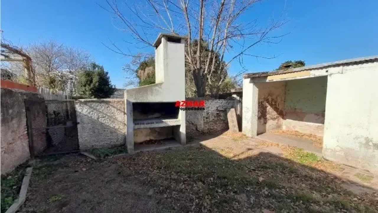 Casa en venta en Núñez N° 542  e/ Avellaneda y Urquiza