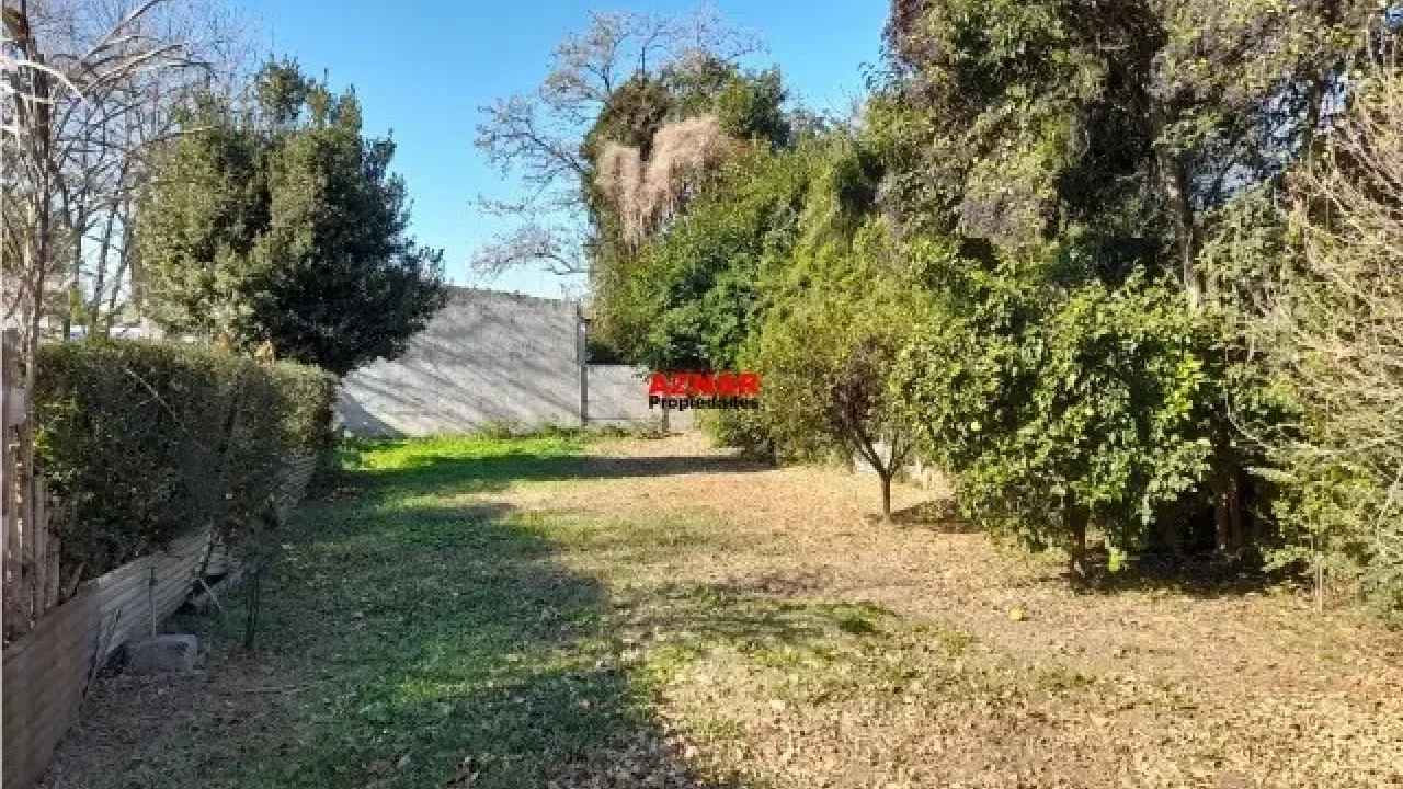 Casa en venta en Núñez N° 542  e/ Avellaneda y Urquiza