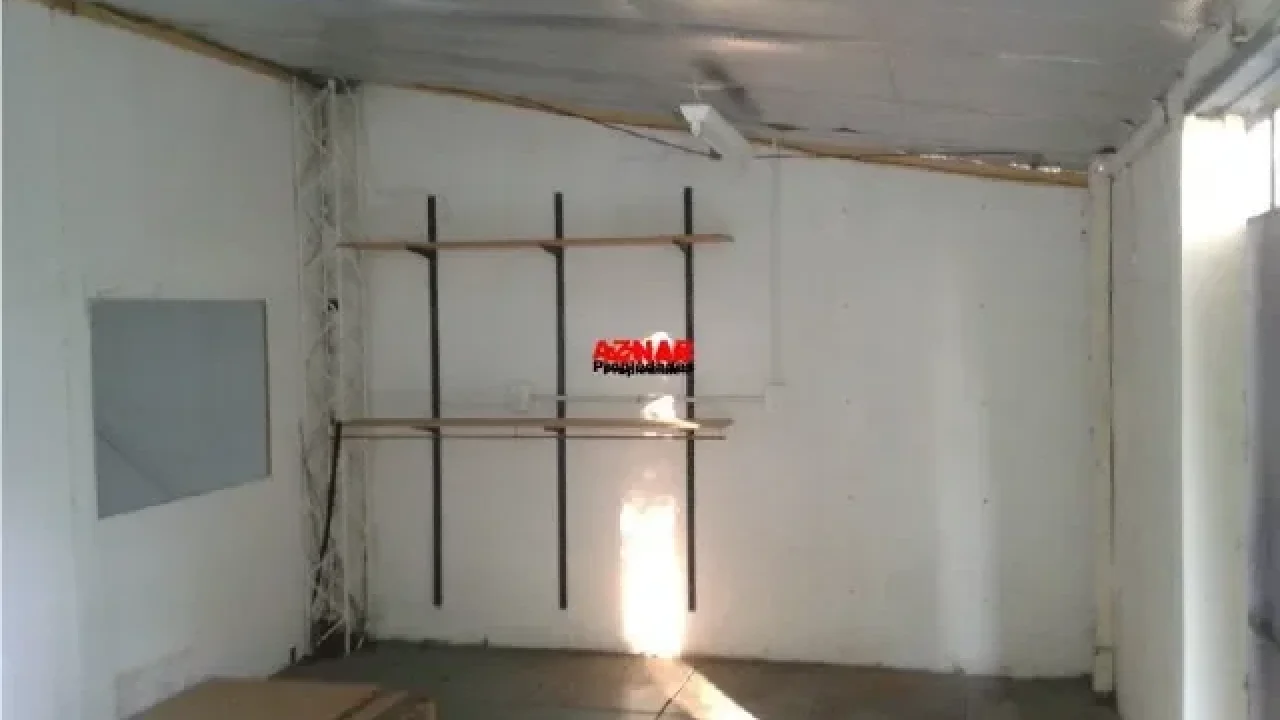 Galpón en venta en Sarmiento N° 1957  e/ Saavedra y Santa Maria