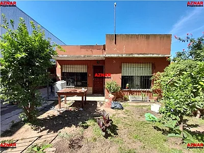 Casa en venta en Los Zorzales N° 86  e/  Elizondo y Los Horneros (Barrio Barbero)
