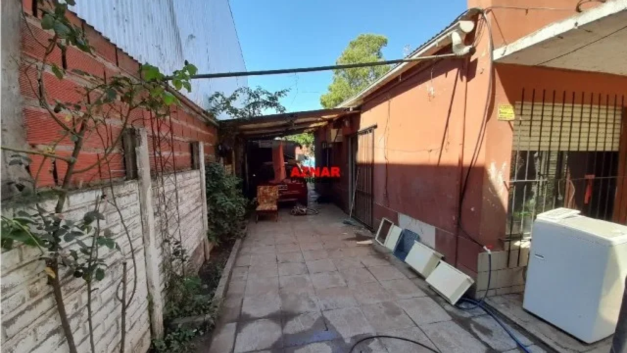 Casa en venta en Los Zorzales N° 86  e/  Elizondo y Los Horneros (Barrio Barbero)