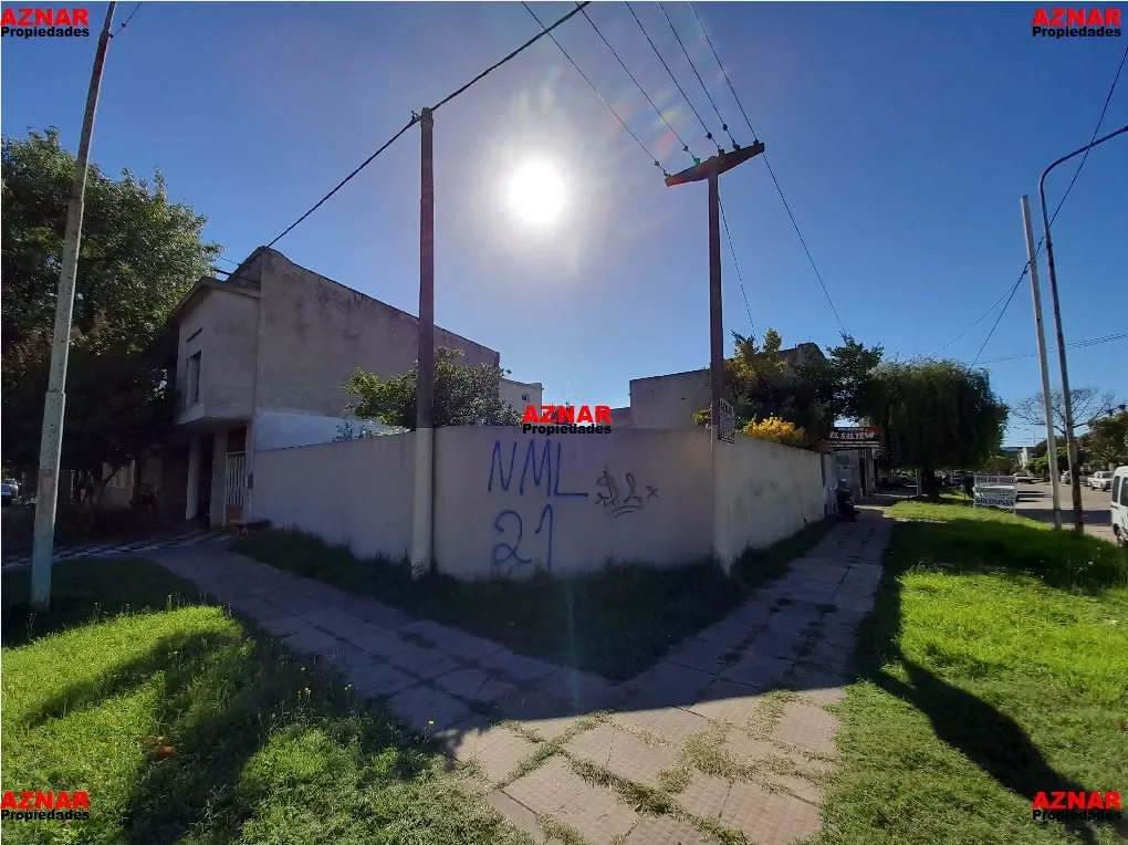 Casa en venta en España Nº 283 e/ R. Escalada y San Martin