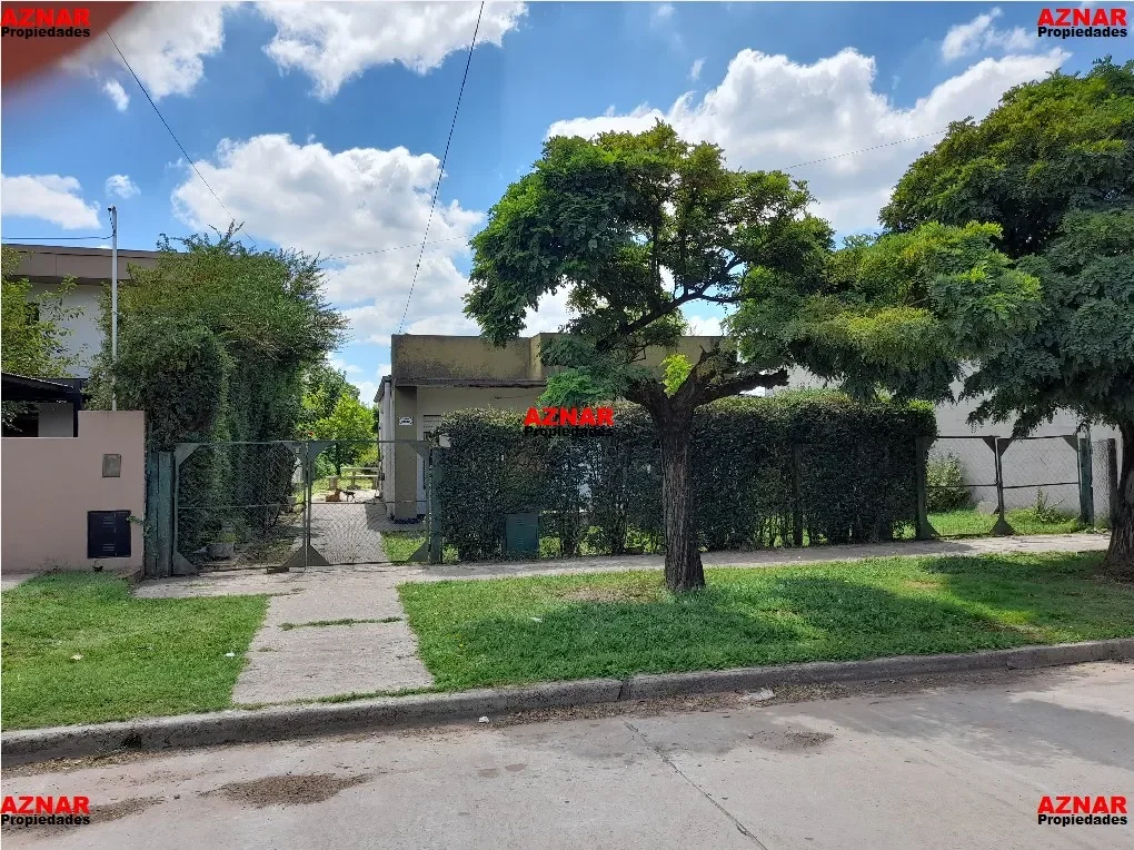 Casa en venta en Ameghino Nº 2042 e/ Sta. Maria y Sta. Rosa
