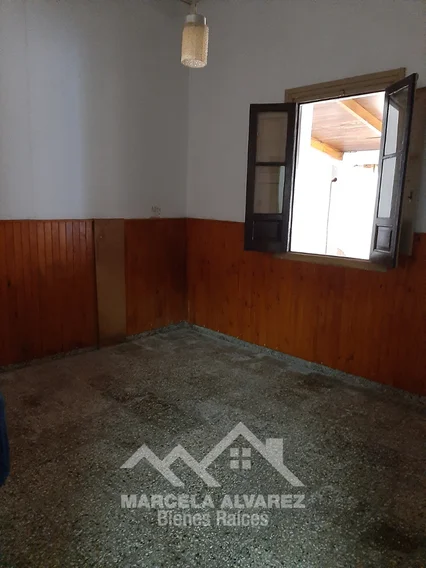 VENTA CASA CON LOCAL